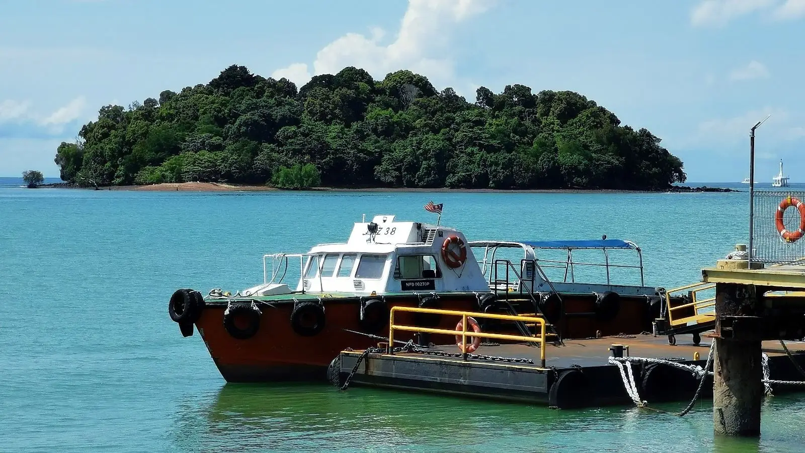 Port Dickson Exclusive Sunset Cruise Tour Day Trip: AX Standard